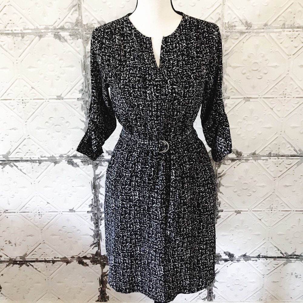 🛍✨5 for $25 - Black & White professional dress